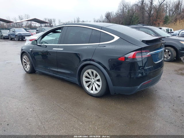 44613564 :رقم المزاد ، 5YJXCBE26GF022396 vin ، 2016 Tesla Model X 60d/70d/75d/90d/p100d مزاد بيع
