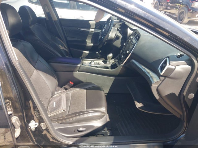 1N4AA6AV3KC381624 Nissan Maxima 3.5 Sv