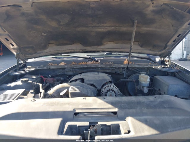 2011 Cadillac Escalade Premium მანქანა იყიდება აუქციონზე, vin: 1GYS3CEF4BR326973, აუქციონის ნომერი: 44613570
