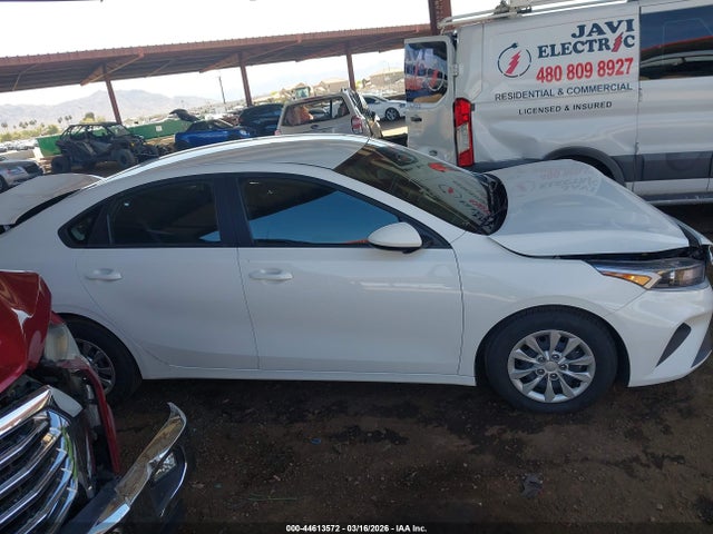 3KPF24AD6PE643354 KIA FORTE LX