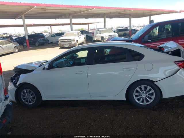 3KPF24AD6PE643354 KIA FORTE LX