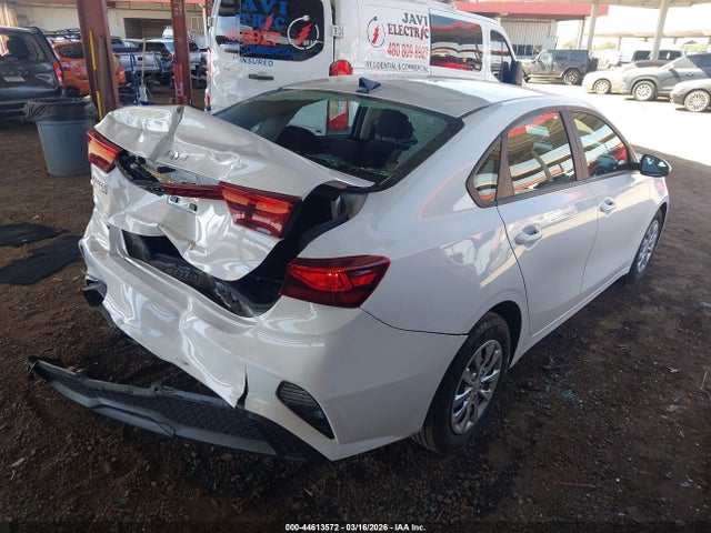 3KPF24AD6PE643354 KIA FORTE LX