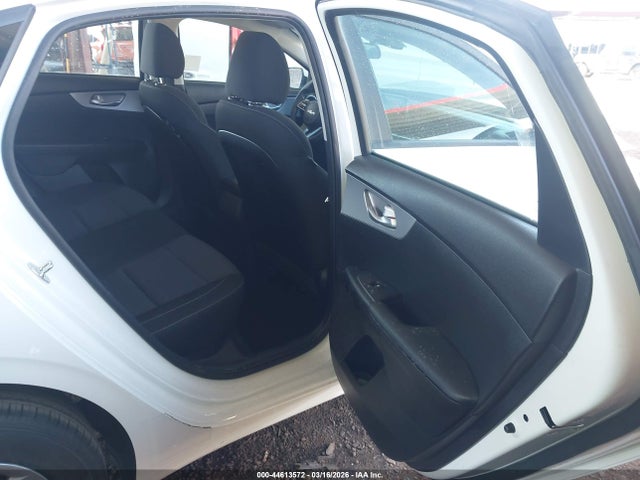 3KPF24AD6PE643354 KIA FORTE LX
