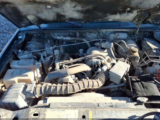 44613583 :رقم المزاد ، 4F4YR16U51TM15363 vin ، 2001 Mazda B3000 Ds/se مزاد بيع
