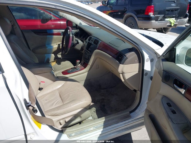 44613586 :رقم المزاد ، JTHBF30G520042753 vin ، 2002 Lexus Es 300 مزاد بيع