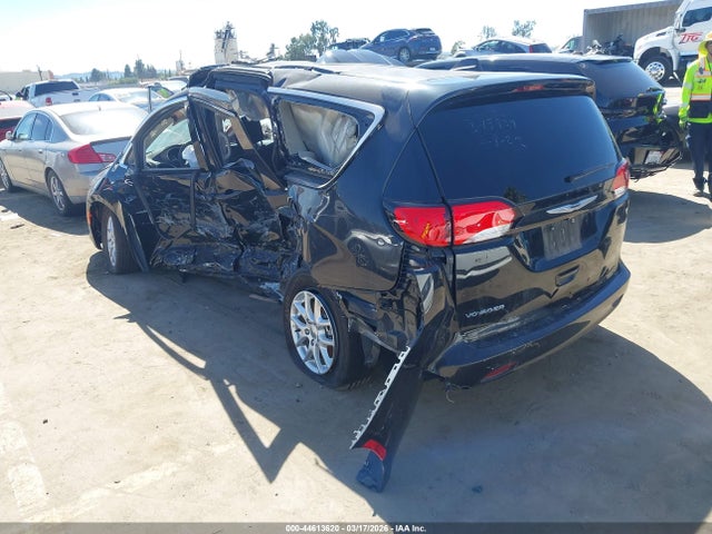 2022 Chrysler Voyager Lx მანქანა იყიდება აუქციონზე, vin: 2C4RC1CG9NR102844, აუქციონის ნომერი: 44613620