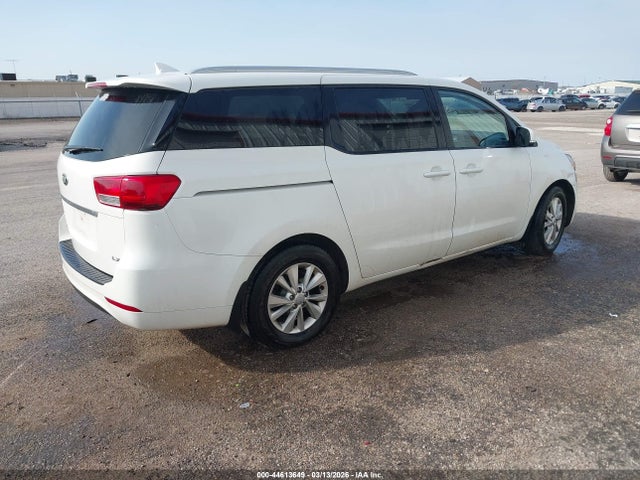 KIA SEDONA LX 2016 KNDMB5C14G6146115 Image 4