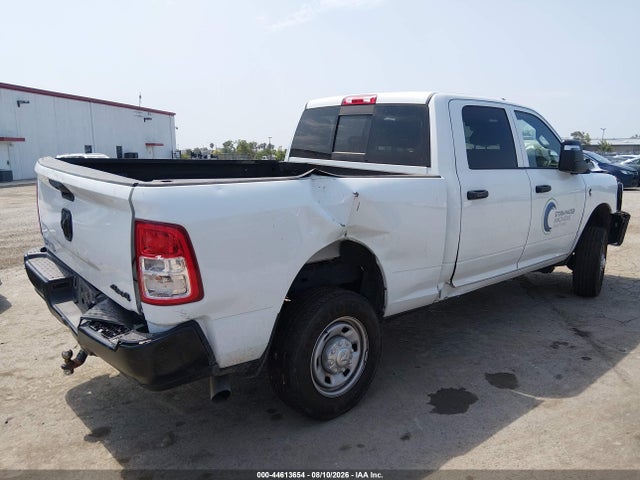 3C6UR5CL3RG316812 RAM 2500 Tradesman 4x4 6&#039;4 Box