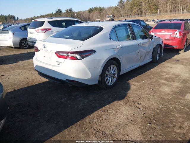 Toyota CAMRY LE 2024 4T1C11BK6RU123933 Image 4