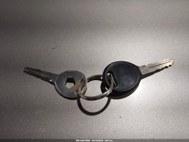 44613699 :رقم المزاد ، 1B3ES46C4YD871899 vin ، 2000 Dodge Neon Highline مزاد بيع