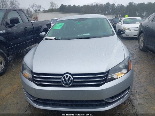 44613732 :رقم المزاد ، 1VWAH7A34DC017416 vin ، 2013 Volkswagen Passat S مزاد بيع