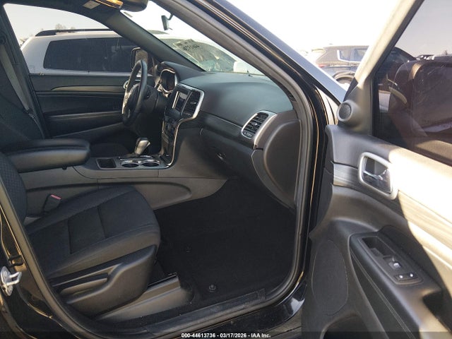 Продажа на аукционе авто 2019 Jeep Grand Cherokee Laredo 4x4, vin: 1C4RJFAG9KC674295, номер лота: 44613736