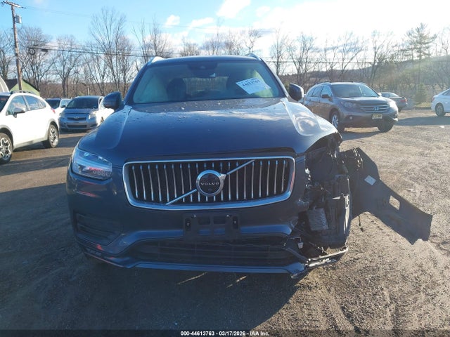 44613763 :رقم المزاد ، YV4A22PK7M1767004 vin ، 2021 Volvo Xc90 T6 Momentum 7 Passenger مزاد بيع