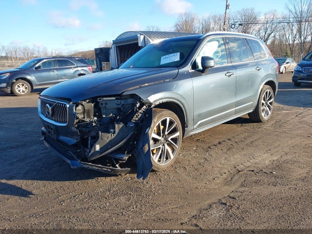 44613763 :رقم المزاد ، YV4A22PK7M1767004 vin ، 2021 Volvo Xc90 T6 Momentum 7 Passenger مزاد بيع