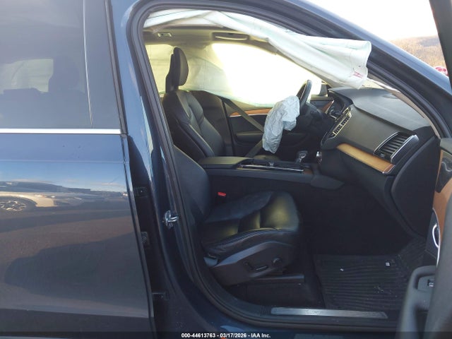 44613763 :رقم المزاد ، YV4A22PK7M1767004 vin ، 2021 Volvo Xc90 T6 Momentum 7 Passenger مزاد بيع