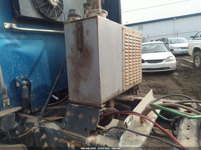 44613806 :رقم المزاد ، 1XP7DB9X78D759553 vin ، 2008 Peterbilt 387 مزاد بيع