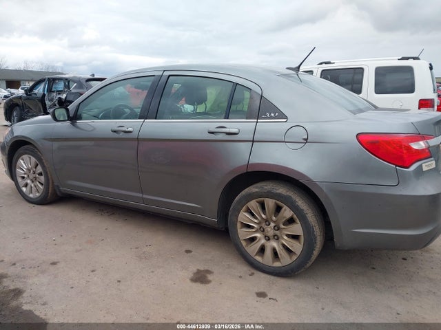 Aukcja sprzedaży 2012 Chrysler 200 Lx, vin: 1C3CCBAB5CN112854, numer aukcji: 44613809