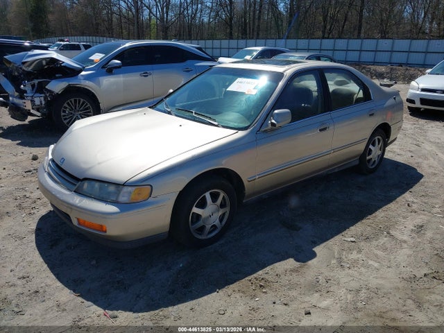 1995 HONDA ACCORD JHMCD5653SC052689 Photo 1