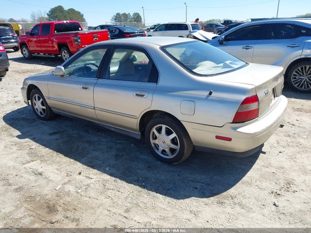 1995 HONDA ACCORD JHMCD5653SC052689 Photo 2