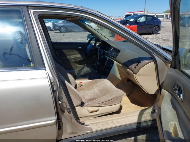 1995 HONDA ACCORD JHMCD5653SC052689 Photo 4