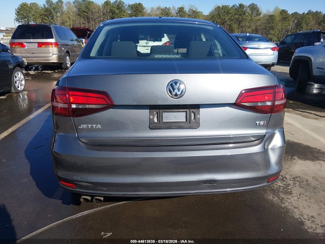 Продаж на аукціоні авто 2018 Volkswagen Jetta 1.4t S, vin: 3VW2B7AJ9JM242218, номер лоту: 44613838
