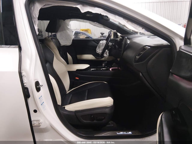 44613840 :رقم المزاد ، JTJGGCEZ1N5003936 vin ، 2022 Lexus Nx 350 Premium مزاد بيع
