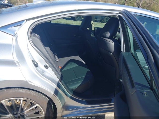 44613865 :رقم المزاد ، 58ADZ1B1XSU193972 vin ، 2025 Lexus Es 350 مزاد بيع