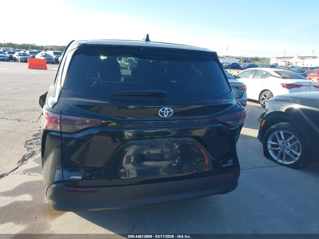 Toyota SIENNA LE 2024 5TDKSKFC2RS136723 Image 16