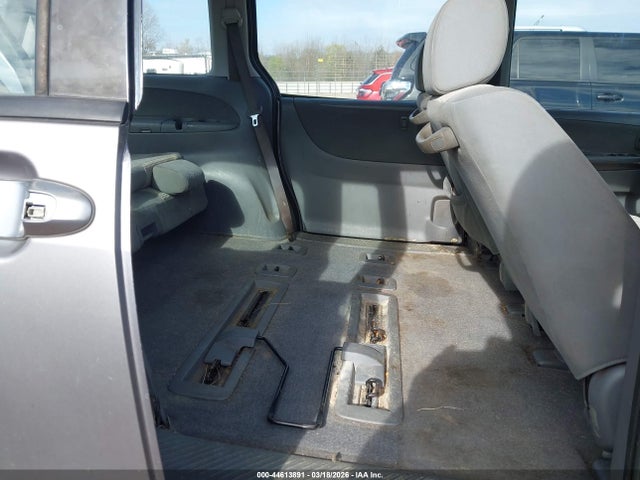 Aukcja sprzedaży 2004 Mazda Mpv Lx, vin: JM3LW28A940507559, numer aukcji: 44613891