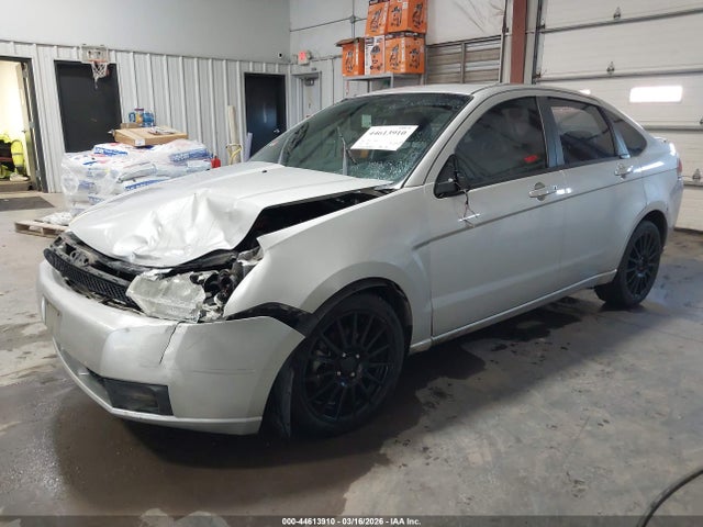 2011 FORD FOCUS 1FAHP3GN6BW134888 Photo 1
