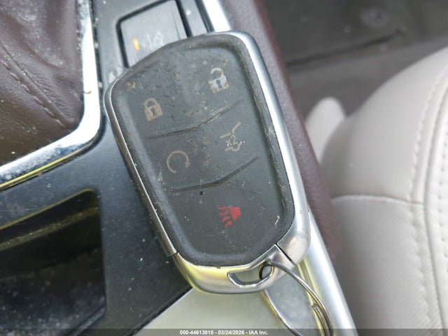 Продажа на аукционе авто 2015 Cadillac Srx Luxury Collection, vin: 3GYFNBE38FS561732, номер лота: 44613918