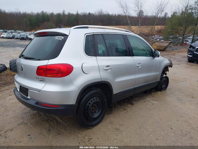 2012 Volkswagen Tiguan Se მანქანა იყიდება აუქციონზე, vin: WVGBV7AXXCW609673, აუქციონის ნომერი: 44613924
