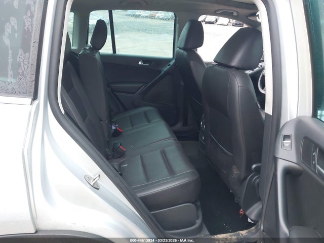 2012 Volkswagen Tiguan Se მანქანა იყიდება აუქციონზე, vin: WVGBV7AXXCW609673, აუქციონის ნომერი: 44613924