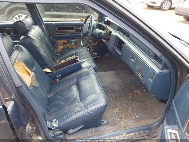 1991 CADILLAC DEVILLE 1G6CD53B2M4258744 Photo 4