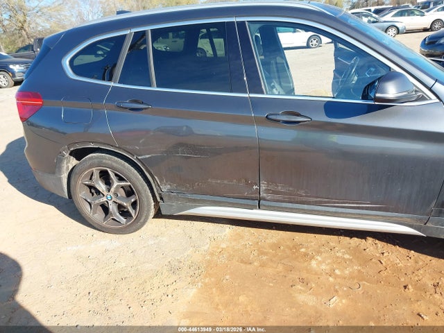 2018 BMW X1 WBXHT3C38J3F04173 Photo 5