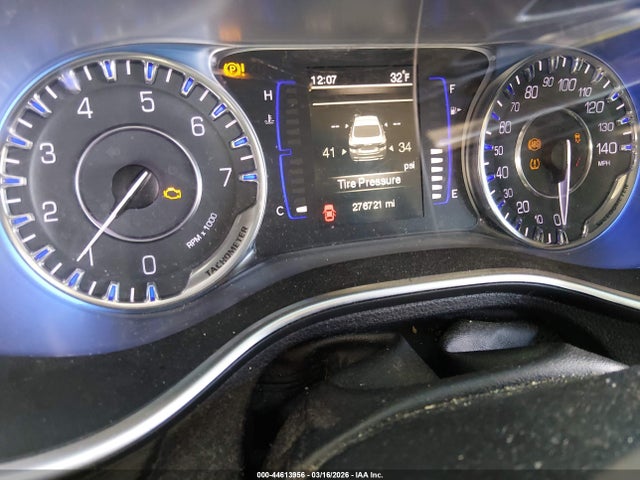 Aukcja sprzedaży 2015 Chrysler 200 Limited, vin: 1C3CCCAB4FN714817, numer aukcji: 44613956