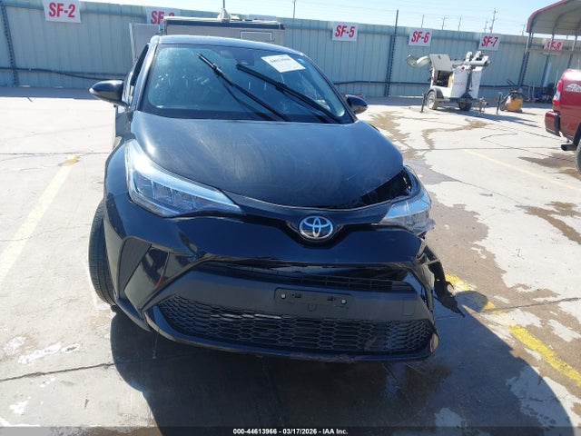 JTNKHMBXXL1089167 Toyota C-HR XLE