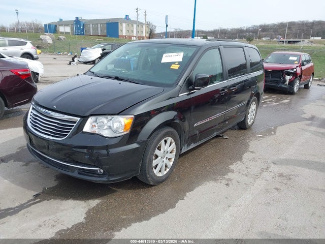 44613989 :رقم المزاد ، 2C4RC1BG0GR291727 vin ، 2016 Chrysler Town & Country Touring مزاد بيع