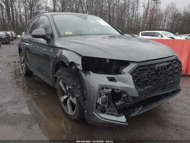 2022 Audi Q5 Prestige 45 Tfsi S Line Quattro S Tronic მანქანა იყიდება აუქციონზე, vin: WA1FABFY4N2044458, აუქციონის ნომერი: 44614002
