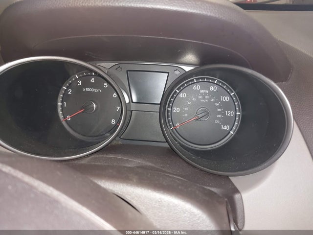 2011 Hyundai Tucson Gl მანქანა იყიდება აუქციონზე, vin: KM8JT3AB0BU183243, აუქციონის ნომერი: 44614017