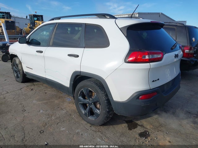 44614034 :رقم المزاد ، 1C4PJMABXHW562466 vin ، 2017 Jeep Cherokee Altitude 4x4 مزاد بيع