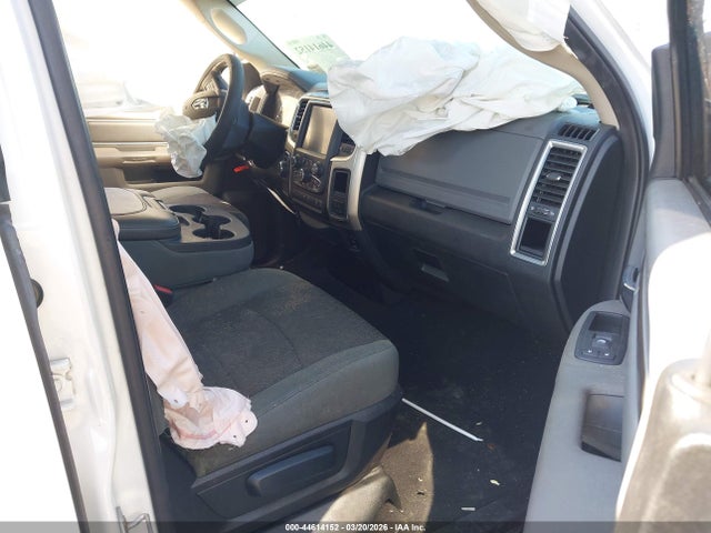 Продажа на аукционе авто 2015 Ram 1500 Lone Star, vin: 1C6RR6GT6FS582111, номер лота: 44614152