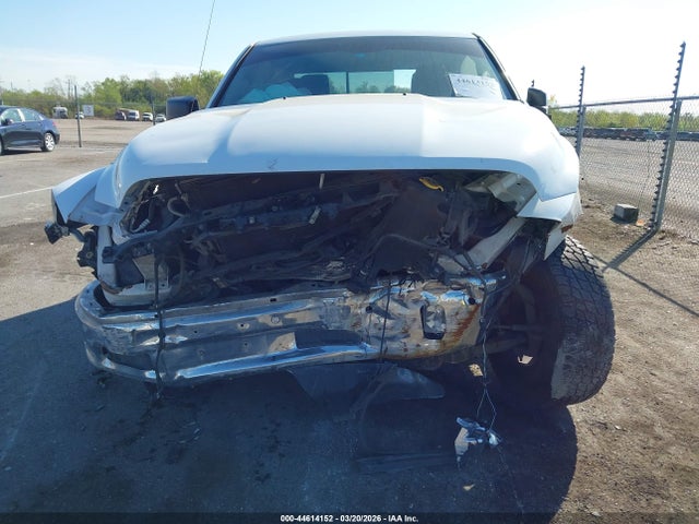 Продажа на аукционе авто 2015 Ram 1500 Lone Star, vin: 1C6RR6GT6FS582111, номер лота: 44614152
