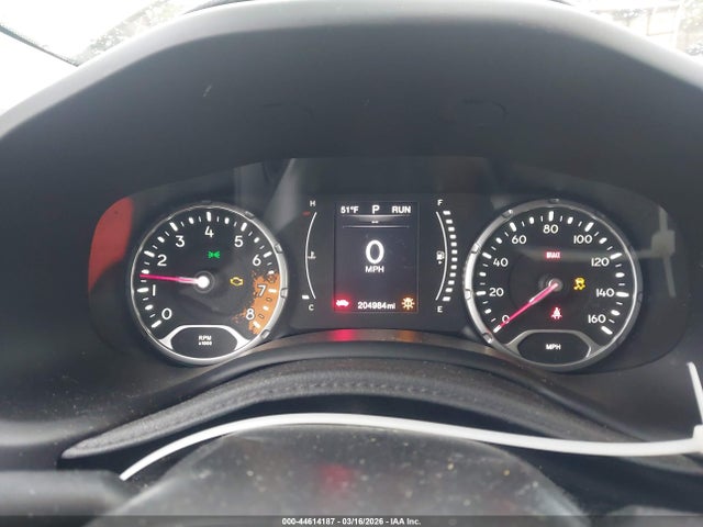 ZACCJABT7FPC01985 Jeep Renegade Latitude