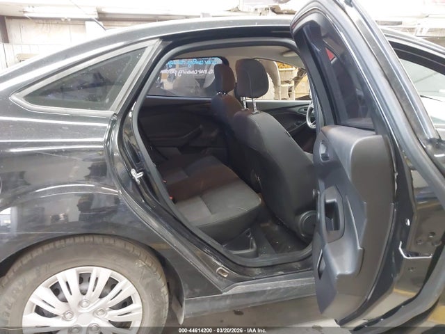 Ford FOCUS S 2015 1FADP3E22FL269574 Image 8