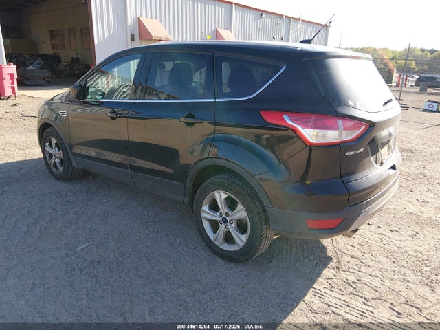 44614204 :رقم المزاد ، 1FMCU0G77GUC19654 vin ، 2016 Ford Escape Se مزاد بيع