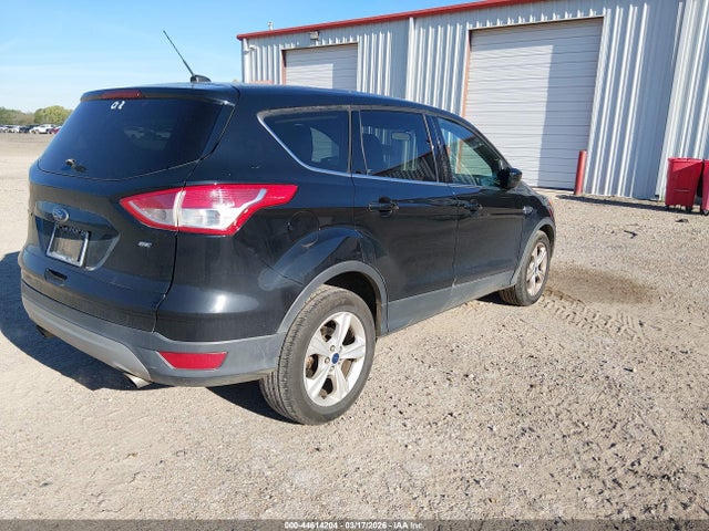 44614204 :رقم المزاد ، 1FMCU0G77GUC19654 vin ، 2016 Ford Escape Se مزاد بيع