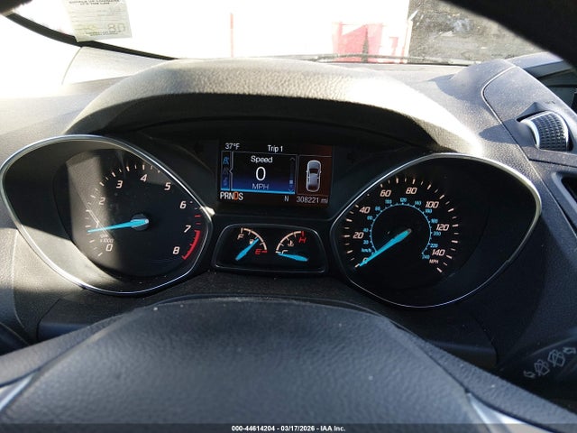 44614204 :رقم المزاد ، 1FMCU0G77GUC19654 vin ، 2016 Ford Escape Se مزاد بيع