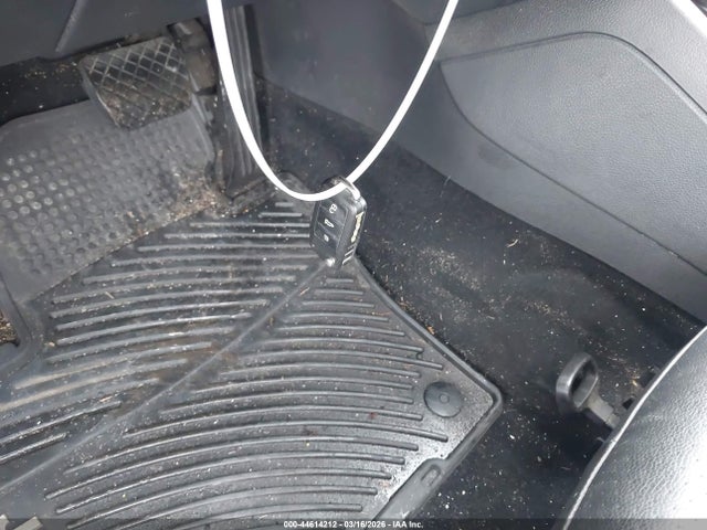 44614212 :رقم المزاد ، 3VWD17AJ9EM354227 vin ، 2014 Volkswagen Jetta 1.8t Se مزاد بيع