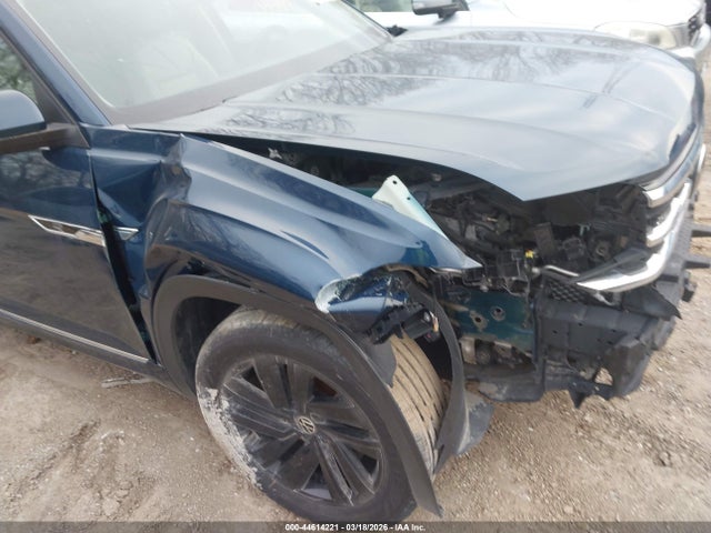 44614221 :رقم المزاد ، 1V2NR2CA1MC562343 vin ، 2021 Volkswagen Atlas 3.6l V6 Se W/technology R-line مزاد بيع